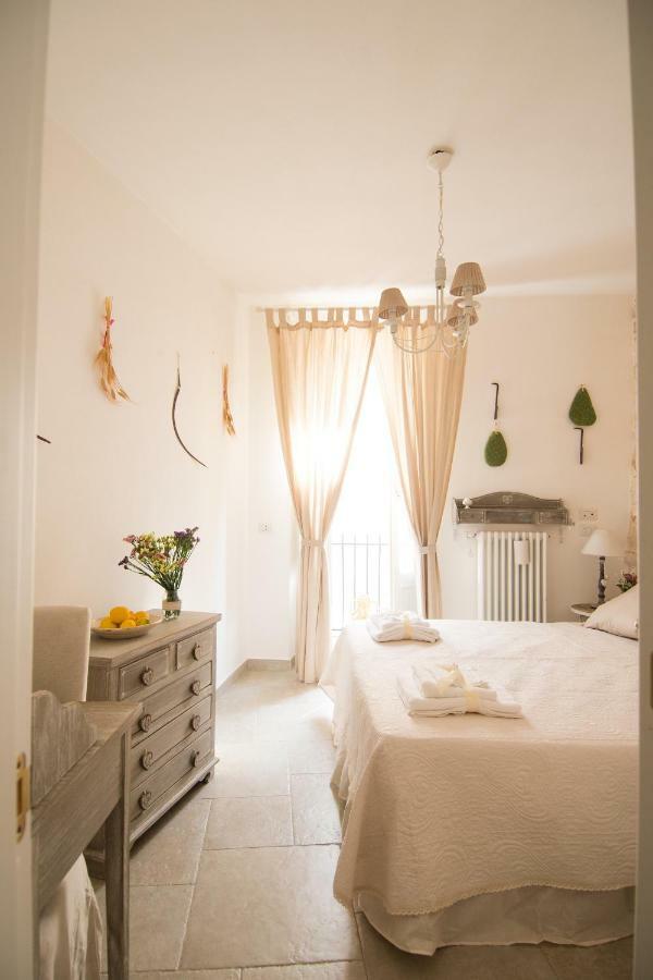 Manidibianco Apulian Relaxing Stay Turi Esterno foto